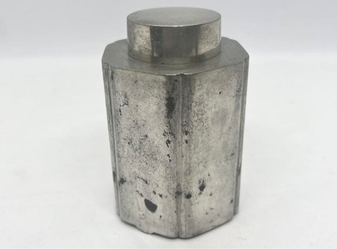 四世秦蔵六 蔵六造 倣張星栄作意 純錫四入角茶壷 純錫六角茶壷 平安