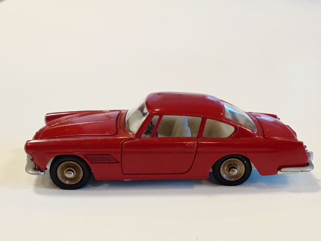 ミニカー DINKY No.515 FERRARI 250 GT