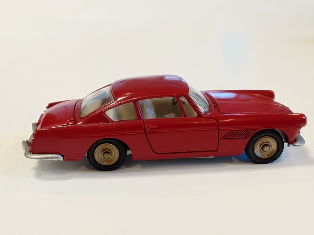 ミニカー DINKY No.515 FERRARI 250 GT