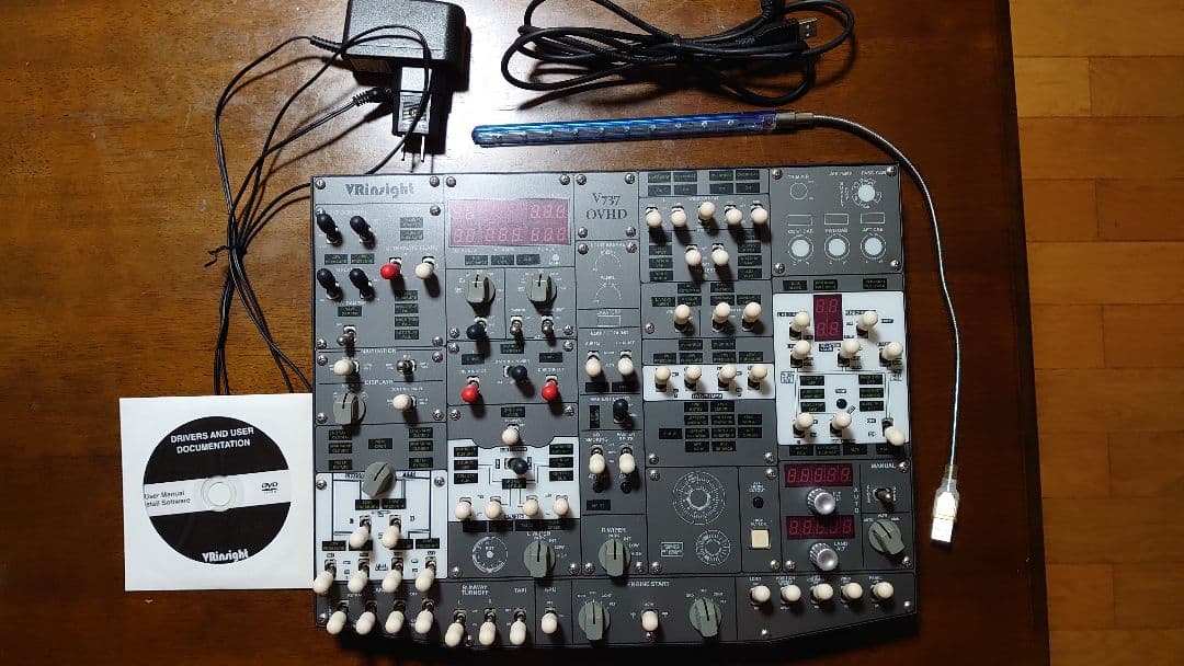 ​VRinsight B737 オーバーヘッドパネル（簡易版）ジャンク