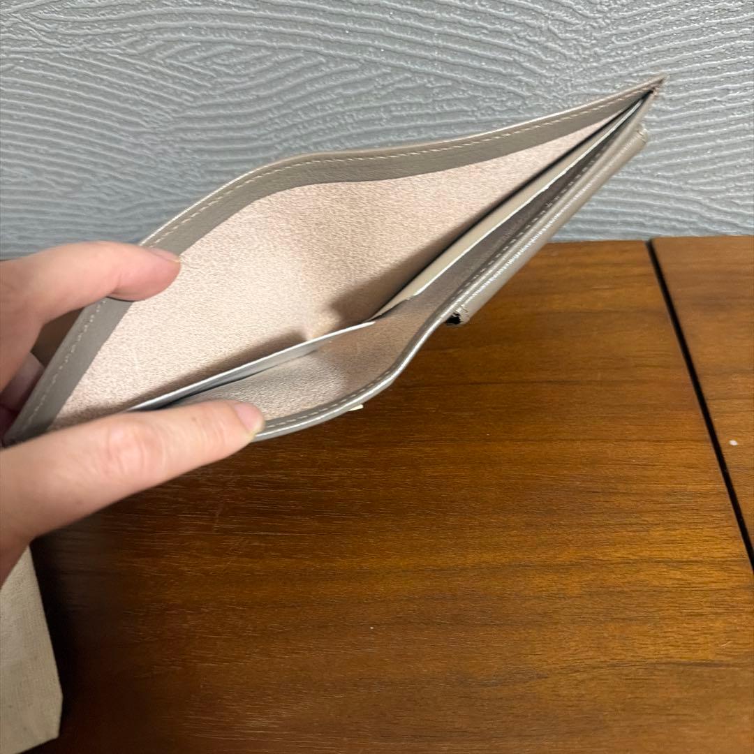 IL BISONTE 新品未使用 二つ折り財布