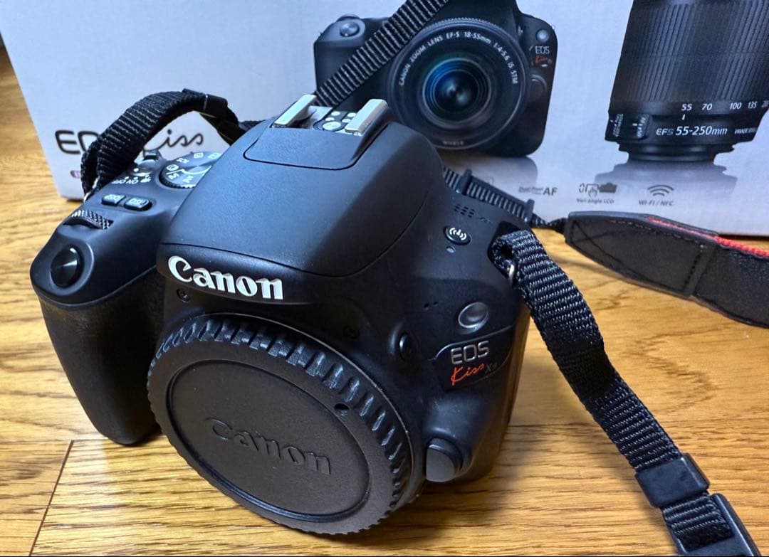 Canon EOS Kiss X9 本体 55-250mmレンズ付き