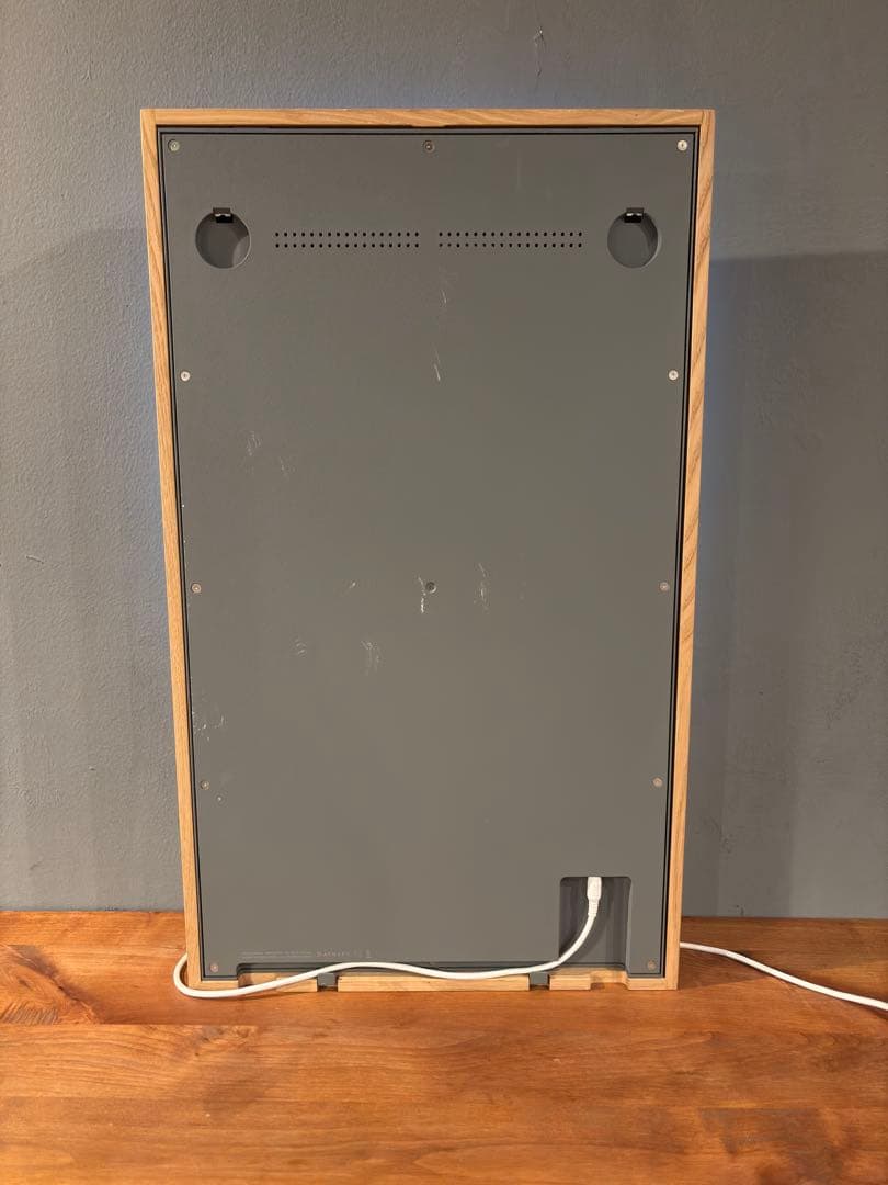 Atmoph window 2 カリモク木製フレーム