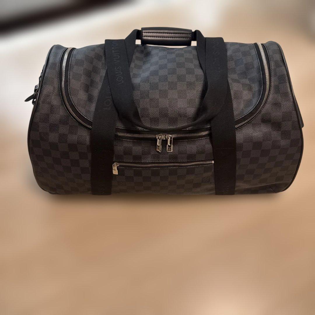 Louis Vuitton ダミエグラフィット キャリーケース