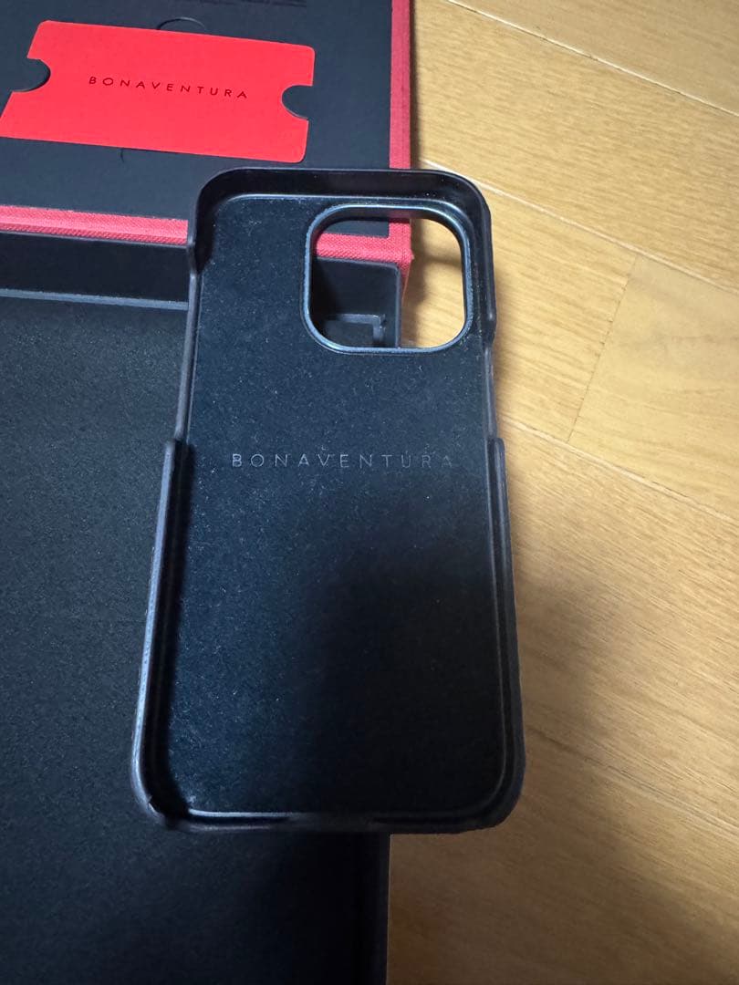 Bonaventuraバックカバーケース シュリンクレザーiPhone15pro