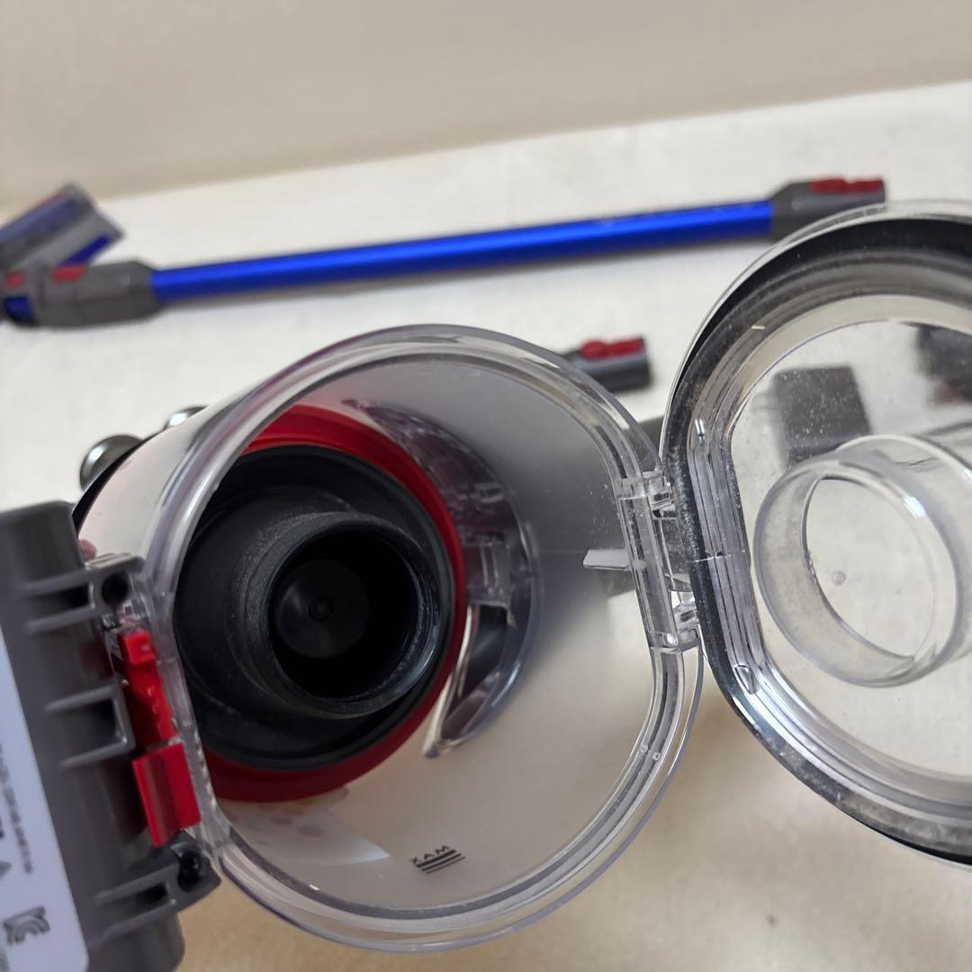 Dyson V8 Slim Fluffy ダイソン 掃除機