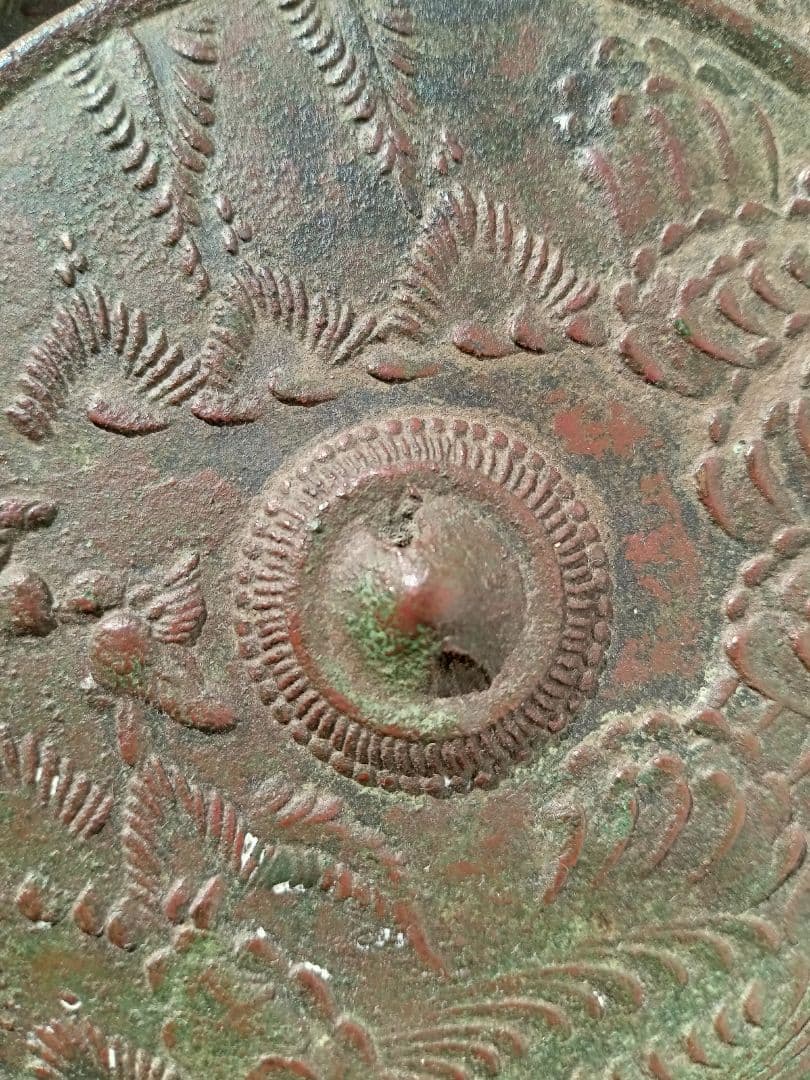 和鏡（古鏡）　松藤双鳥鏡　鎌倉時代末〜室町時代初期