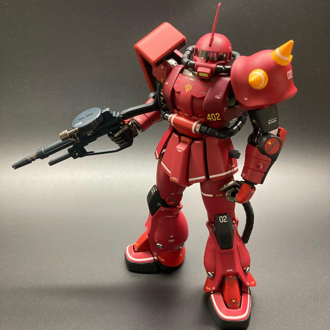 MG ザクⅡ ジョニーライデン専用機　塗装済み完成品ガンプラ