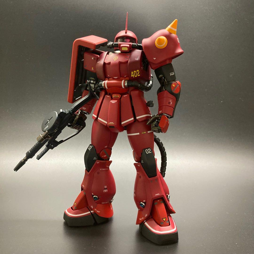 MG ザクⅡ ジョニーライデン専用機　塗装済み完成品ガンプラ