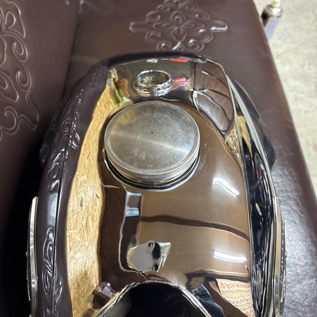 T*i様 土日限定オークション　カワサキ　w1s w1sa w3 タンク　メッキ