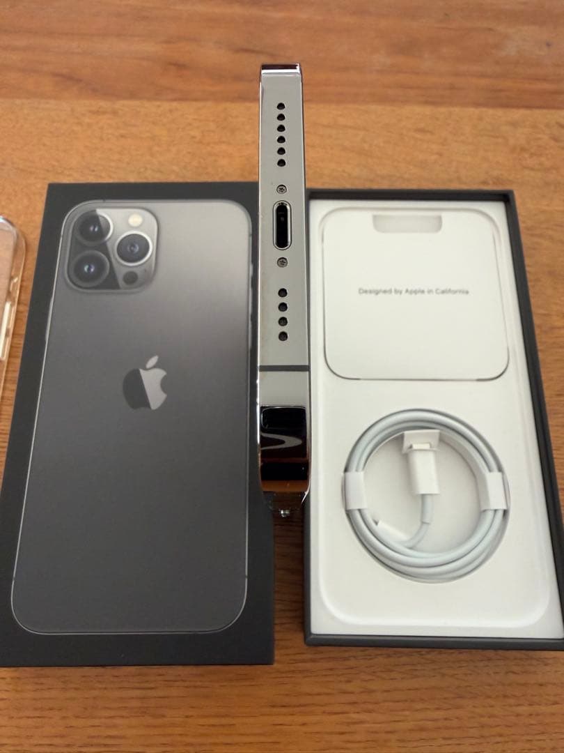 iPhone 13 Pro Max 512GB / SIMフリー