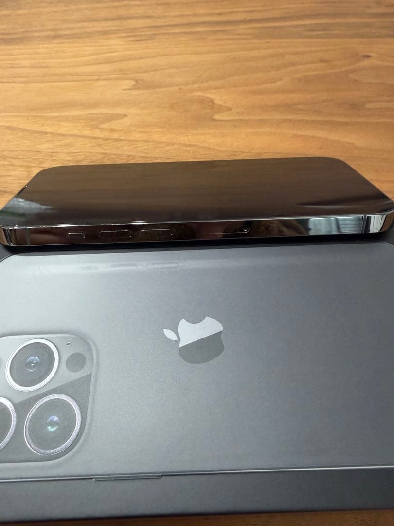 iPhone13 pro 256GB グラファイト