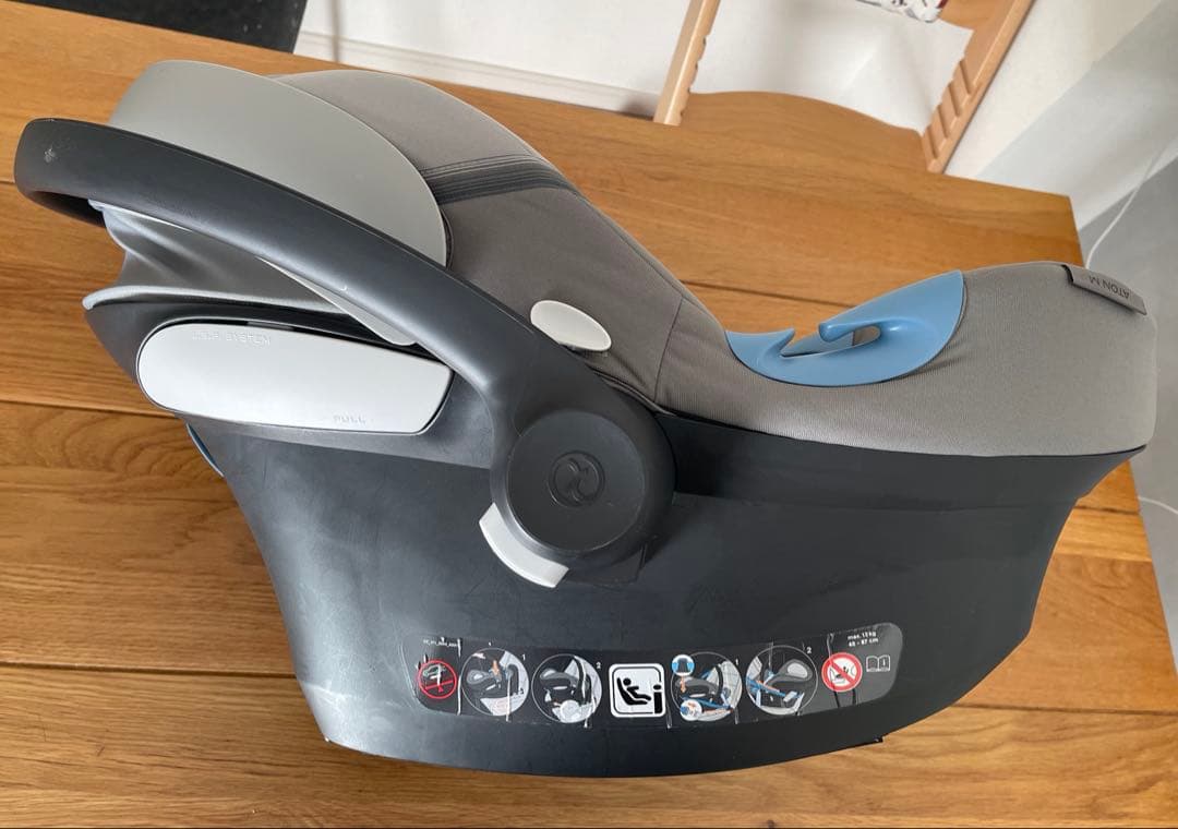 cybex ATON M i-SIZE チャイルドシートベビーカー　アダプター付