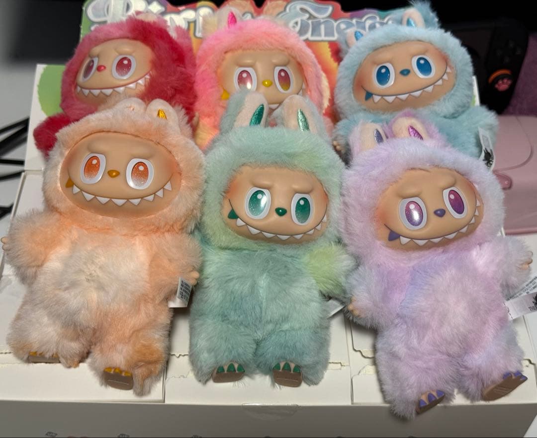 THE MONSTERS(ラブブ）Big in Energy ぬいぐるみ 正規品