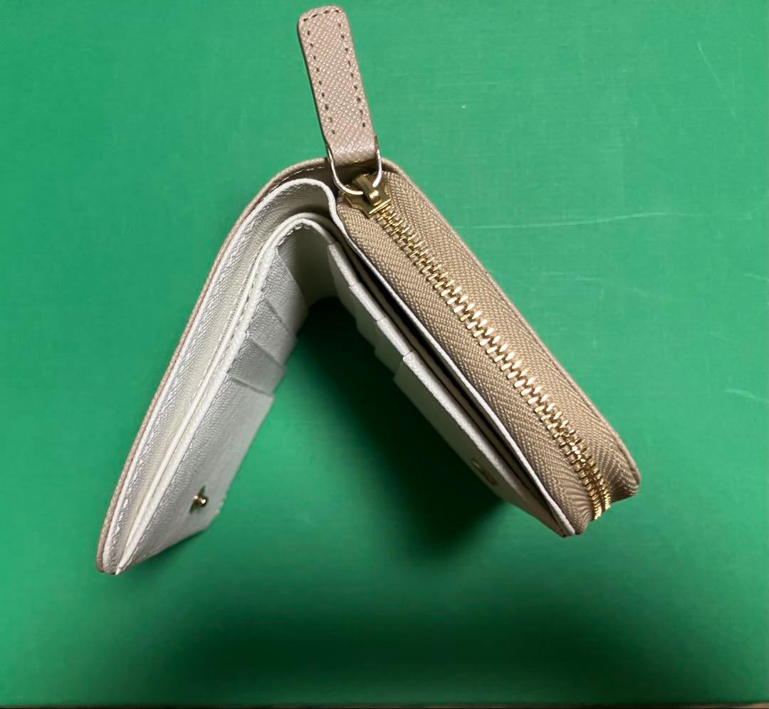 とみこ　美品　アニエスベー　折り財布　本革レザー　ベージュ