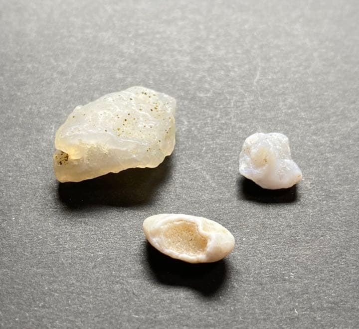 京都府産　都舎利石　ジオードバージョン　国産鉱物　標本　原石