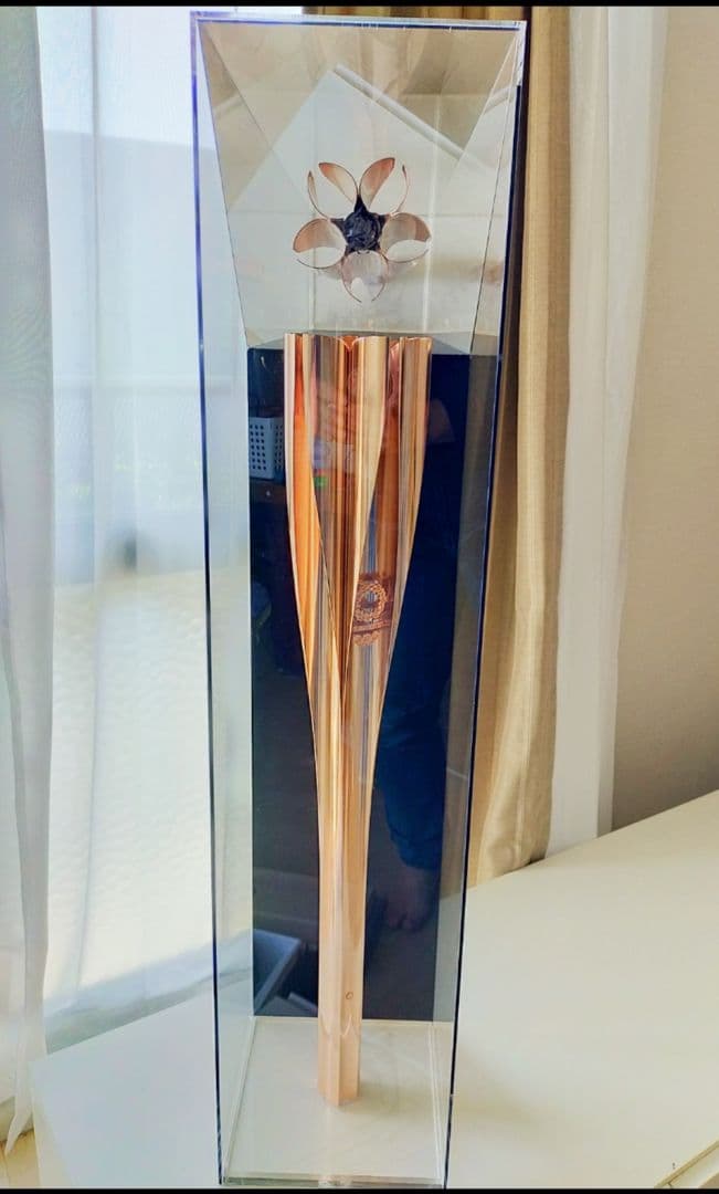 美品値下！★聖火トーチ 東京オリンピック2020 鑑賞ケース&ユニフォーム額縁他