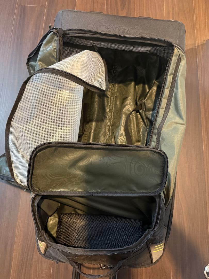 ▲BMWオジオ コラボOGIO SLED キャリーバッグ