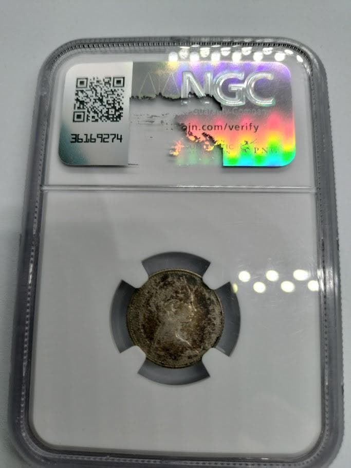 【裏面ラベル剥がれ有】NGC AU58 1967 カナダ連邦100周年記念銀貨