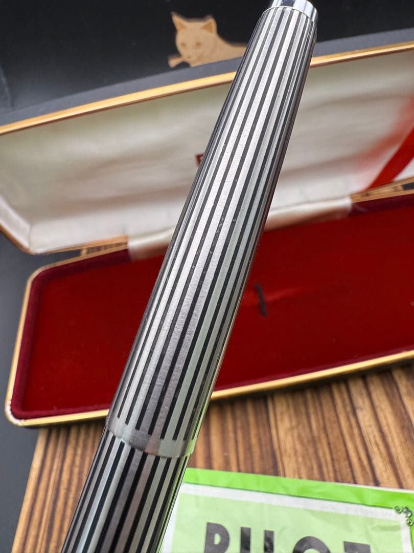 Pilot 万年筆 CUSTOM K-500SS 蝕刻ストライプ 18KWG F