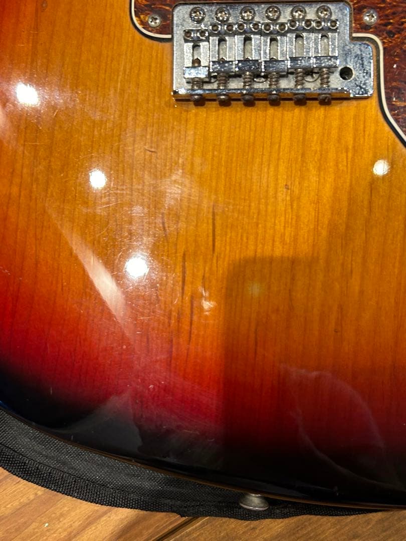 エレキギター サンバースト ギターケース付き