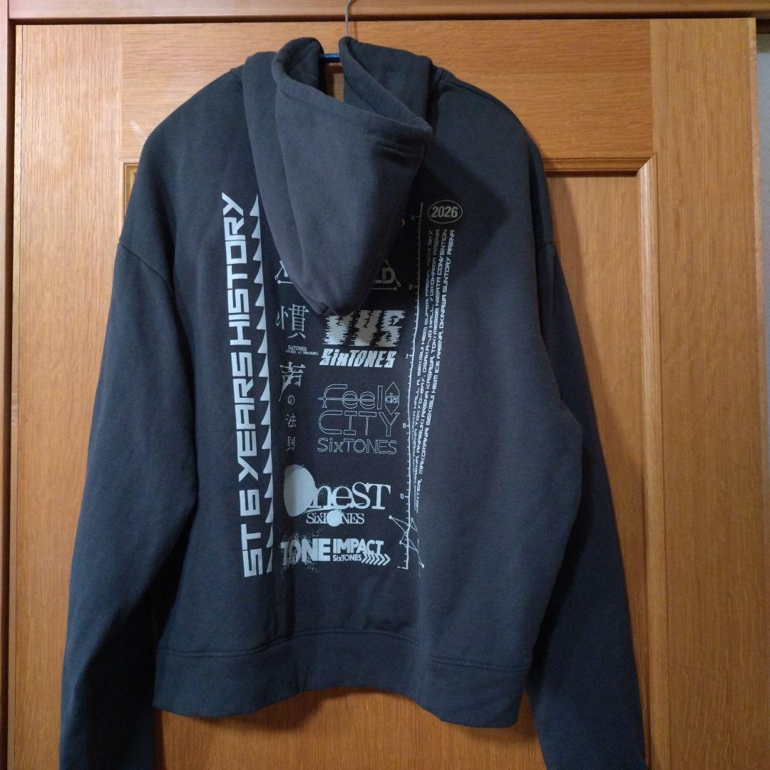 SixTONES MILESixTONES パーカー