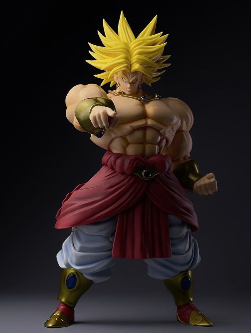 ブロリー　スーパーサイヤ人　s.h.figuarts 同サイズ