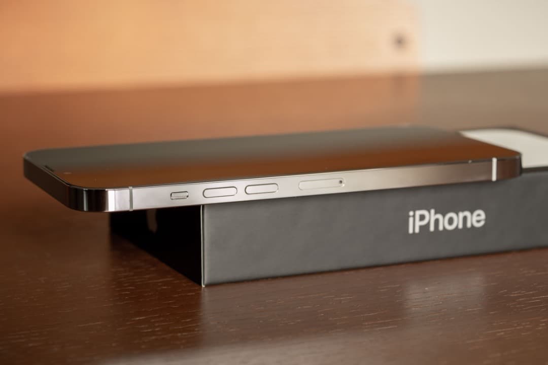 【美品】iPhone 13 Pro Max 512GB シルバー