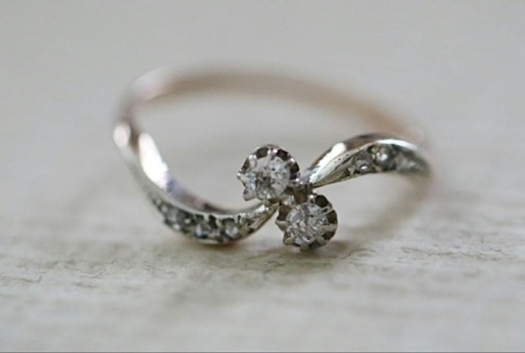 アンティーク　ヴィクトリアン　ダイヤモンドリング　10〜11号　1ct