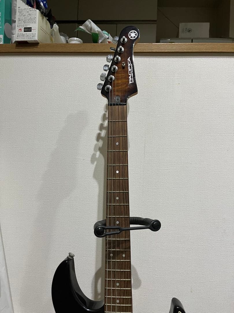 ヤマハ　エレキギター　Pacifica アンプ付き