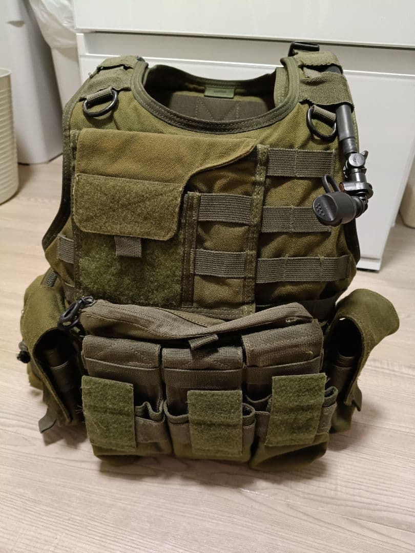 【実物】WARRIORASSAULTSYSTEMS　プレートキャリア　OD色