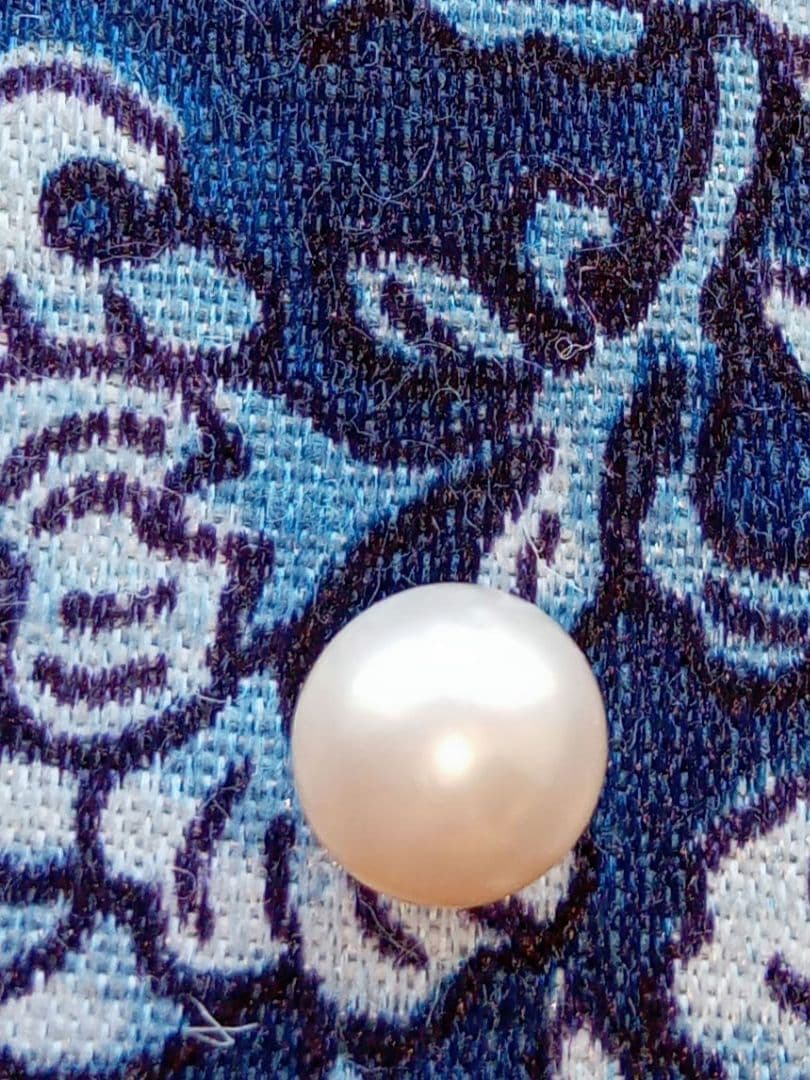 本真珠美品穴なし丸玉6ｍｍ新品未使用美品一粒