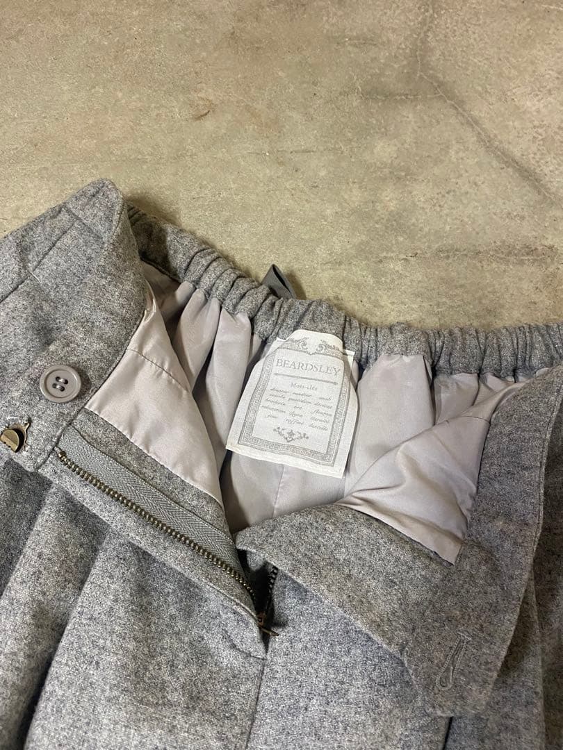 ビアズリー フラワー刺繍 ガウチョパンツ 美品