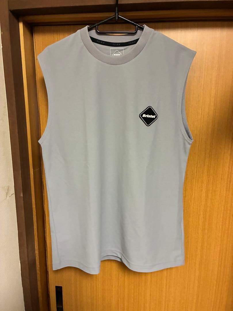 ア*ン様 F.C.Real Bristol ブリストル　ノースリーブ　S　タンク
