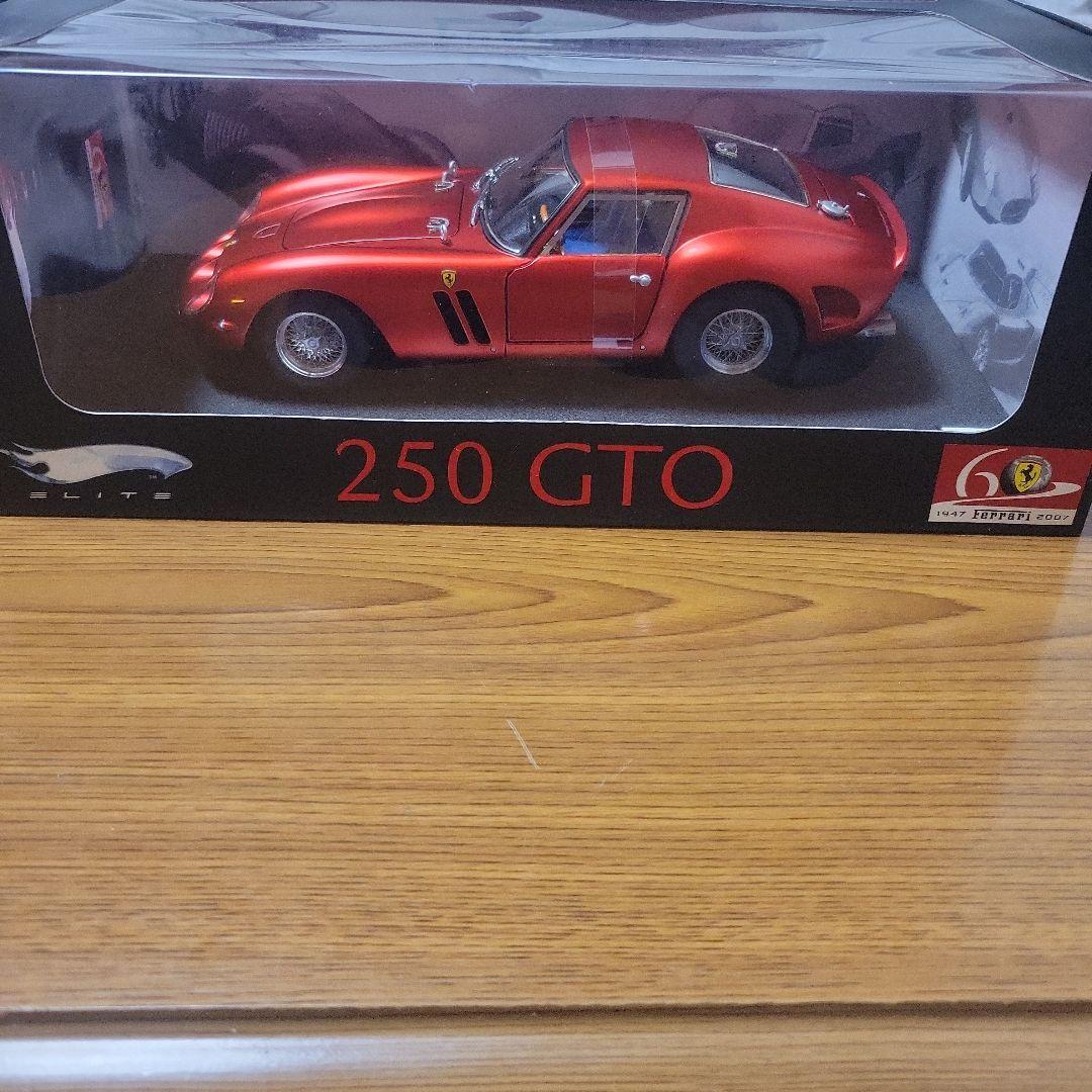 【 未開封品 】マテル エリート　1/18 フェラーリ 250 GTO