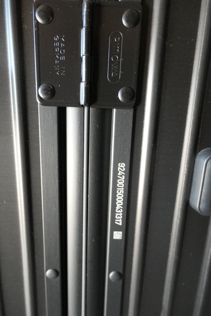 バッグ Rimowa stealth 82L