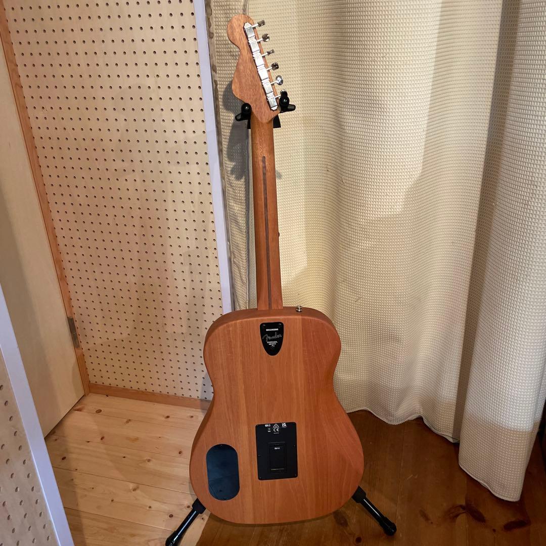 【美品】Fender Highwayシリーズ　Dreadnought Nat