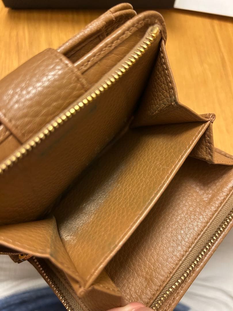 PRADA 二つ折り財布 ブラウン