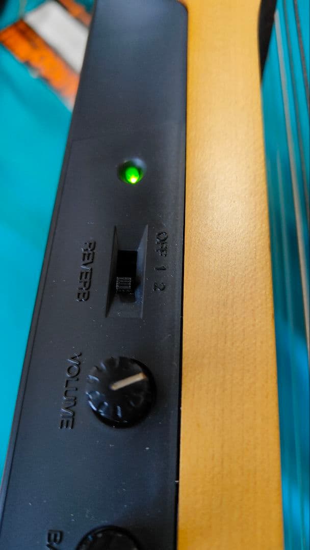 ヤマハ サイレントギター ナチュラル純正ケース付き ほか 付属品多数