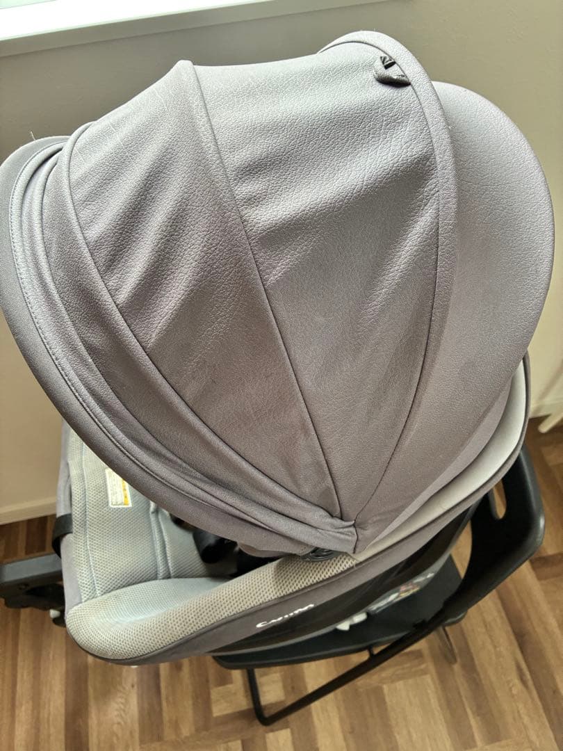 Combi チャイルドシート 新生児〜4歳 ISOFIX対応