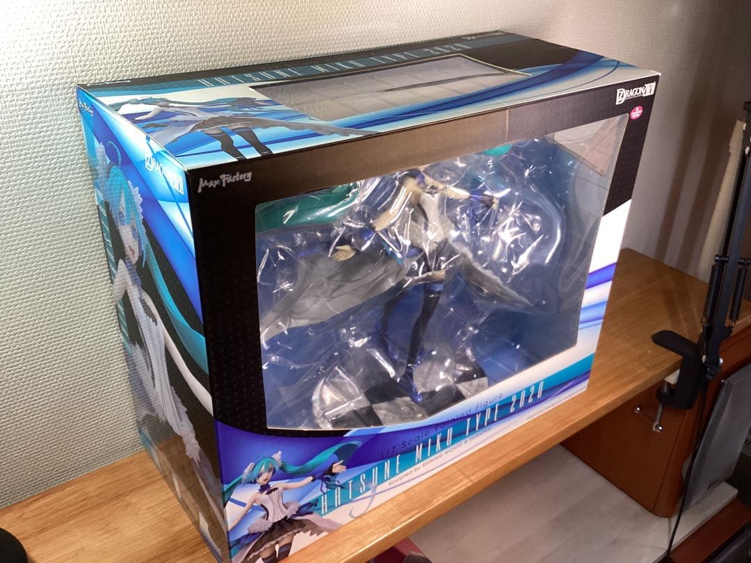 初音ミク フィギュア セブンスドラゴンTYPE2020 1/7スケール 中古品