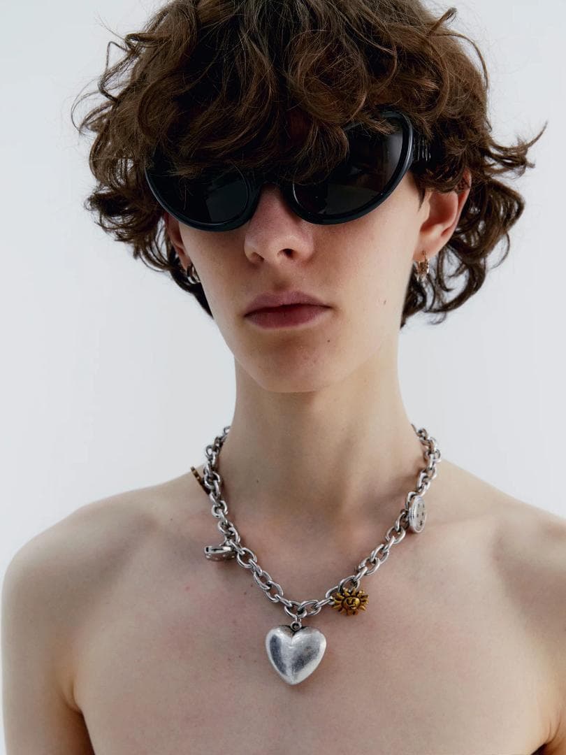 delivery 厚いチェーンpunk 大きなハート型 金属ネックレス 男女兼用