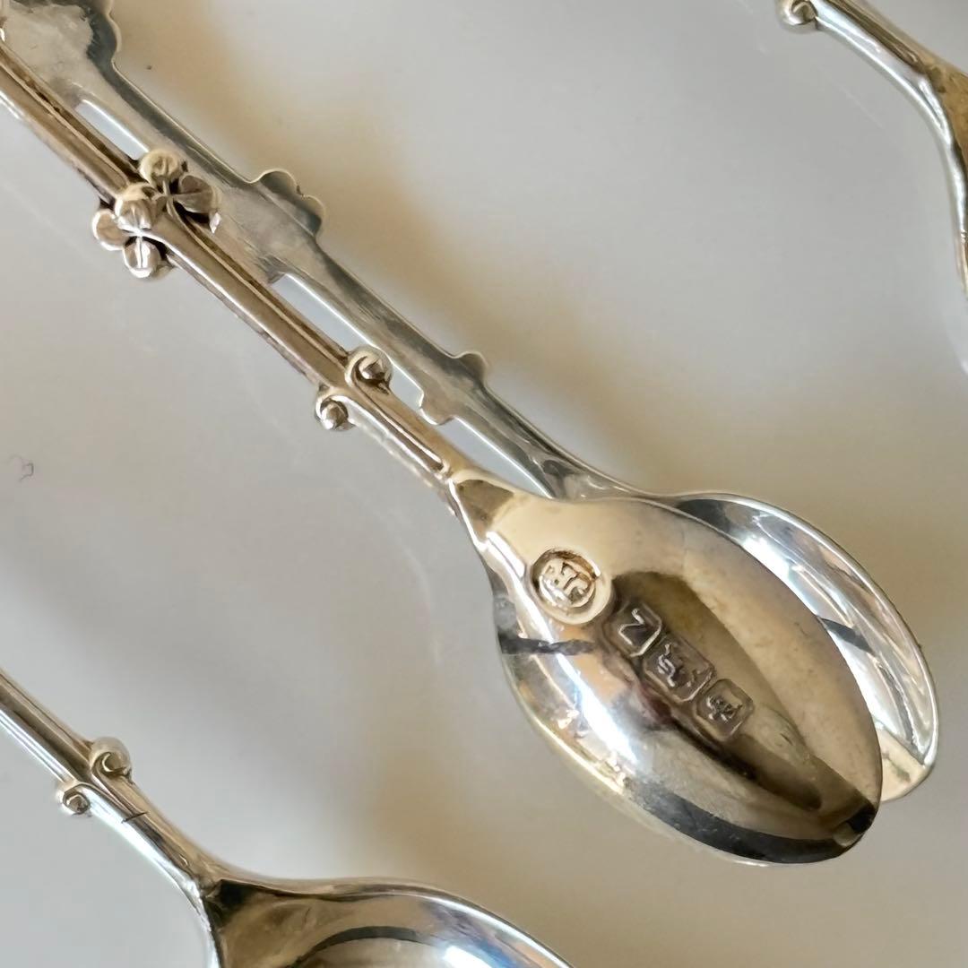 英国製　純銀　ティースプーンとシュガートング　シャムロック　クローバー