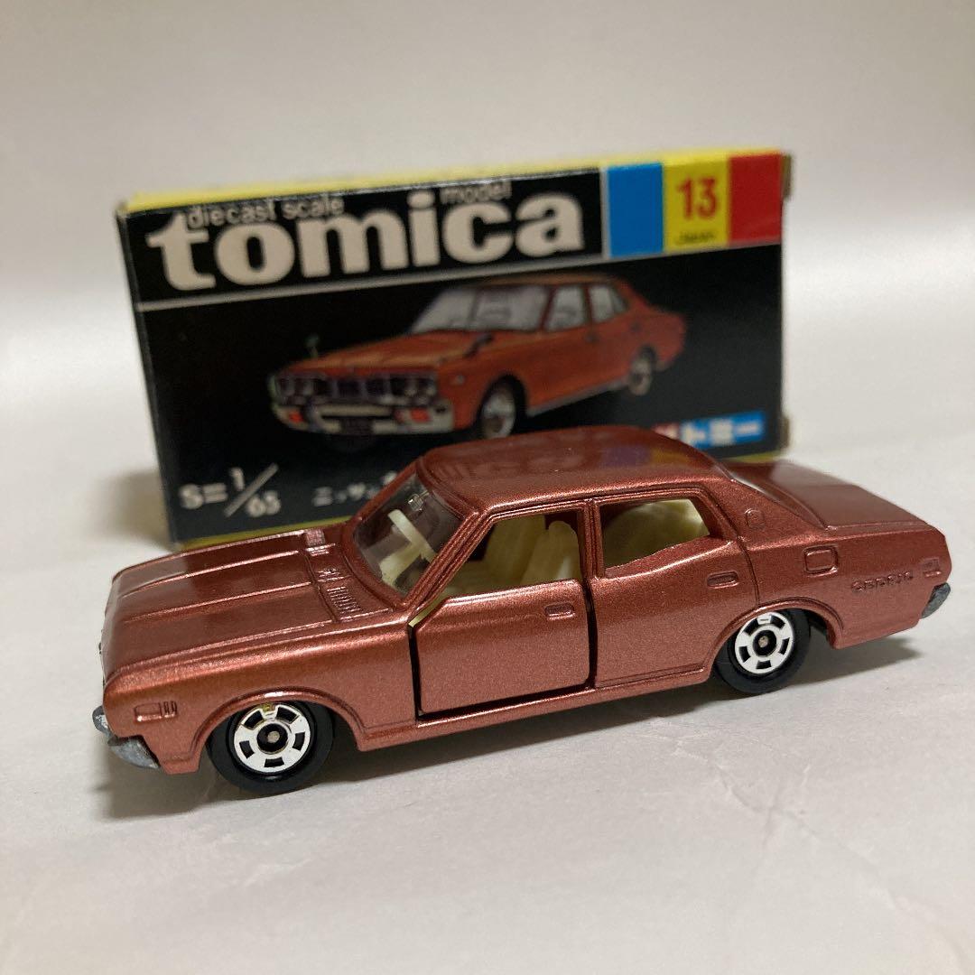 トミカ　日産セドリック2800SGLです。日本製