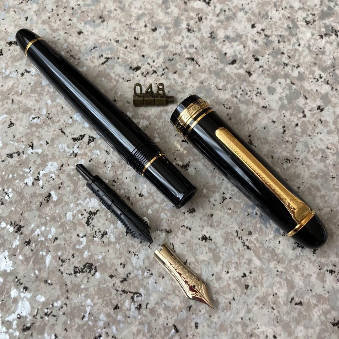 #048 オーバーホール済み 万年筆 SAILOR プロフィット 14k