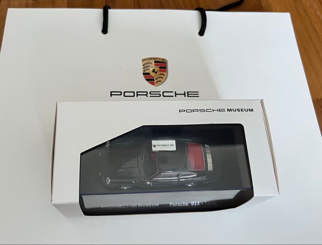 【希少品・新品】PORSCHE MUSEUMポルシェ911 -1965