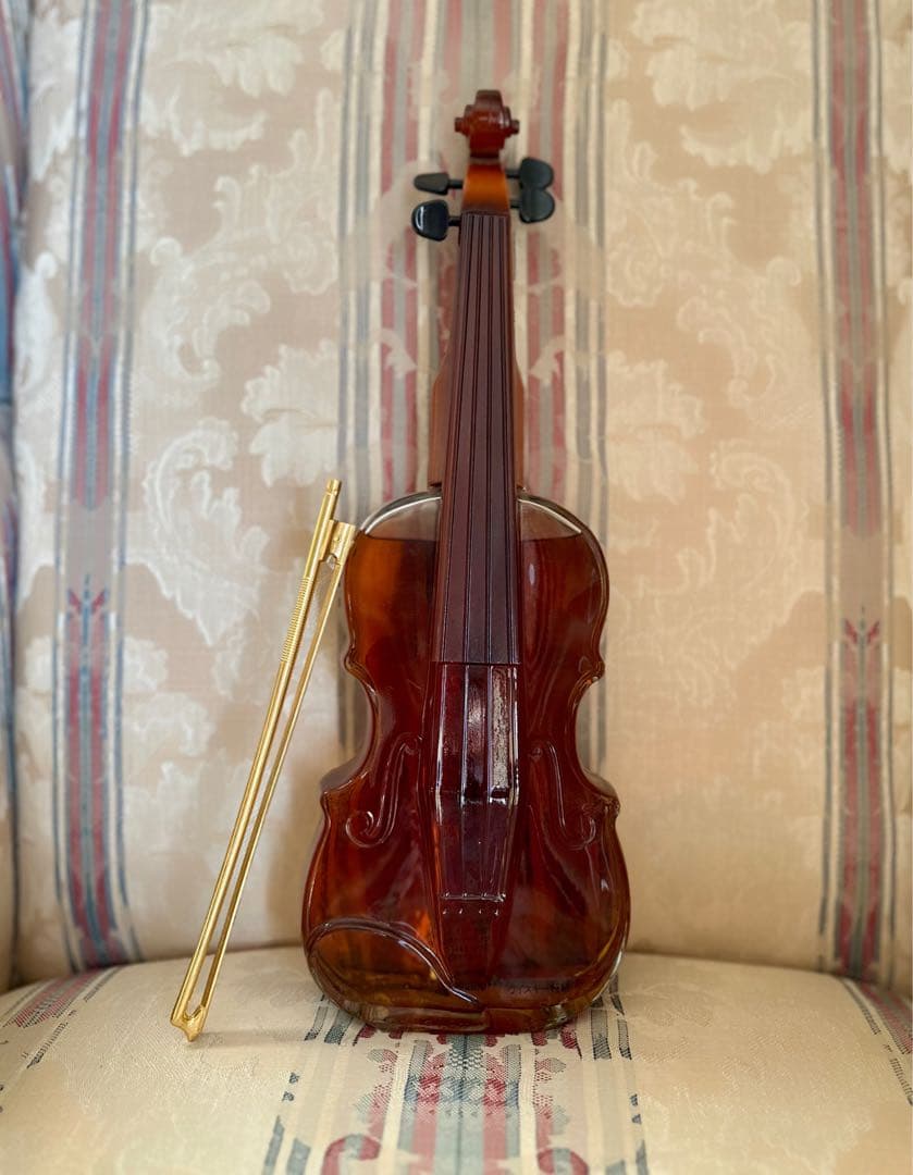 サントリーウイスキーローヤル特級バイオリン楽器ボトル未開封