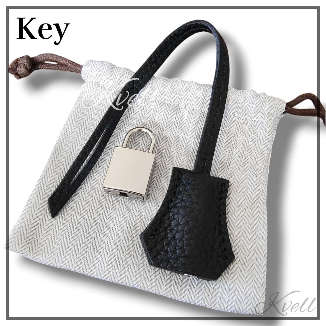 【新品】 本革 レザー バケツ キューブ ハンド 鍵 PM MM 即納 牛革