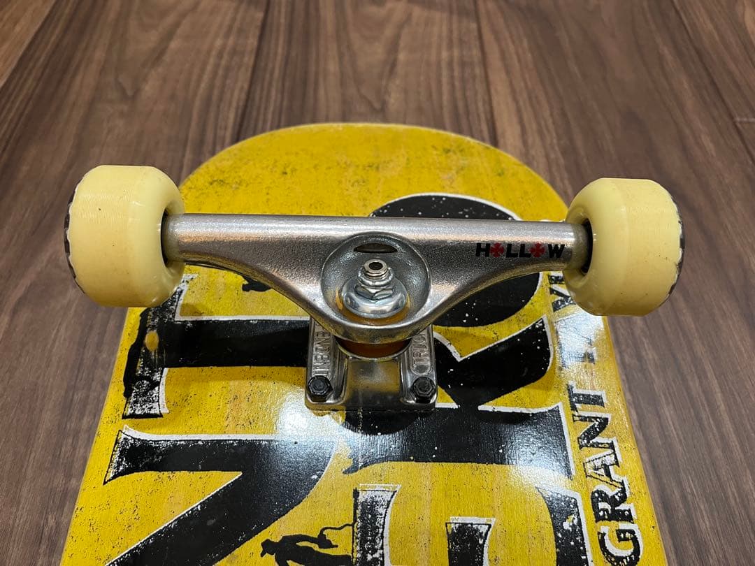 ANTI HERO コンプリートデッキ　スケートボード 8.75インチ