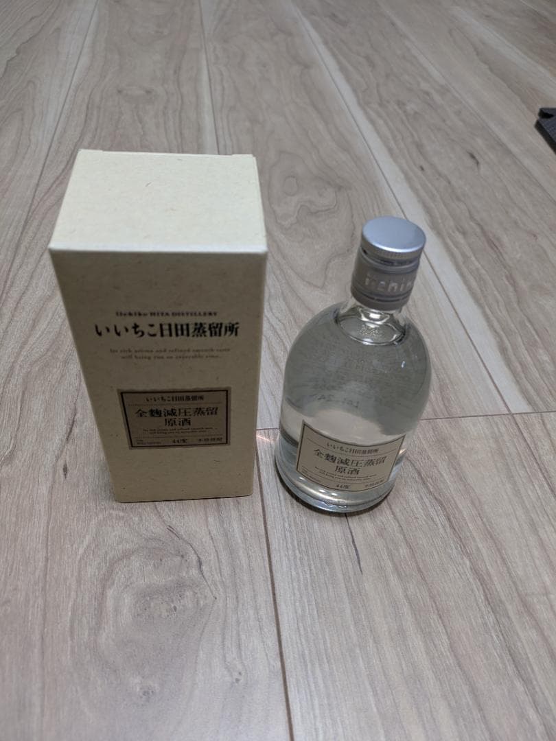 いいちこ日田蒸留所 全麹減圧蒸留焼酎 200ml 44度